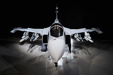 With Super Hornets Out, Will Saab’s Latest Gripen-E Fighters Beat F-35 ...