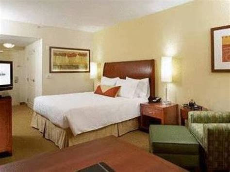 Hilton Garden Inn Dallas Arlington in Arlington (TX) - Room Deals ...