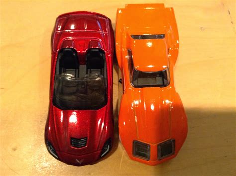 Julian's Hot Wheels Blog: '14 Corvette Stingray Convertible & '76 Greenwood Corvette