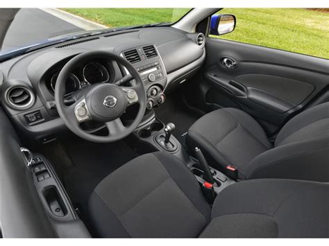 2016 Nissan Versa: 83 Interior Photos | U.S. News