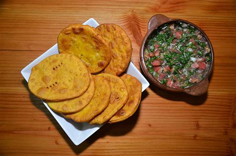 Sopaipillas & Pebre Sauce