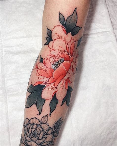 15 Gorgeous Peony Tattoo Ideas and Meanings - amazingmindscape.com