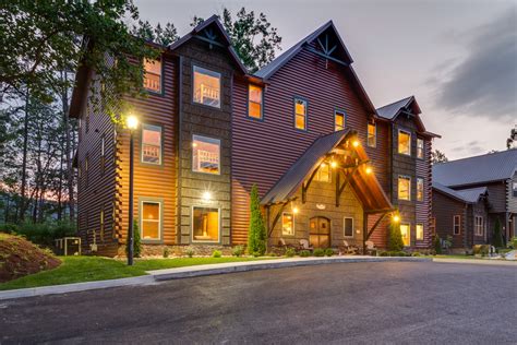 Where Luxury Meets the Smokies: New Luxury Big Cabins in Gatlinburg ...