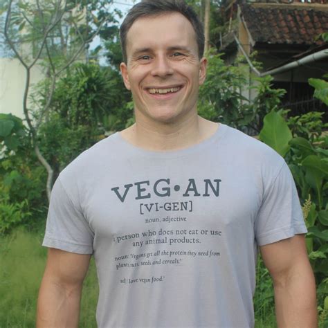 Meet the vegan clothing brand that is helping to rescue street animals in Bali - Living Vegan