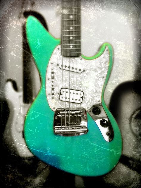 Fender Jagstang | Fender jagstang, Guitar, Rock vibes