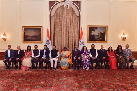 A group of eminent Alumni/Benefactors called on the President of India, Smt Droupadi Murmu at ...