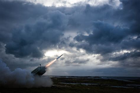 Raytheon’s Extended Range AMRAAM Missile Destroys Target in First ...