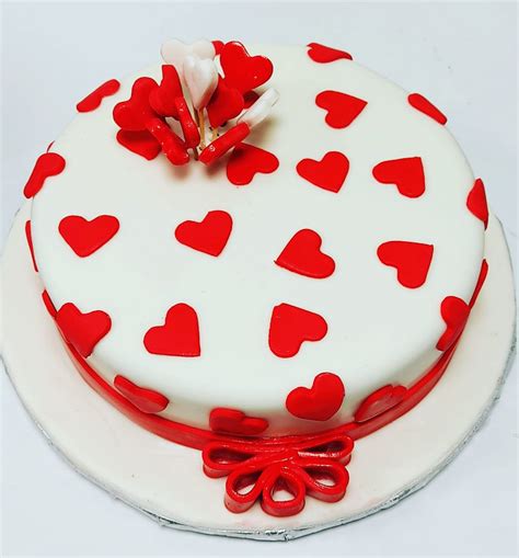 Red heart cake OC13 – Flurys