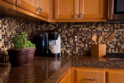 Choosing the Best Granite Colors for Your Kitchen or Bathroom Space