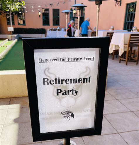 15 Retirement Party Games to Celebrate the Retiree