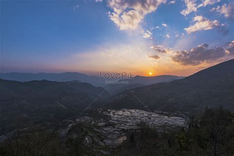 The Sunset In Yuanyang Terrace Picture And HD Photos | Free Download On ...