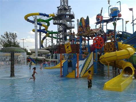 Runaway Rapids | Parque acuatico