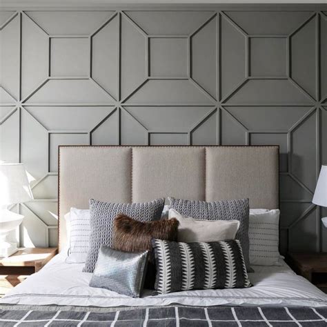 13 decorative moulding ideas that add architectural interest | Accent wall bedroom, Wall decor ...