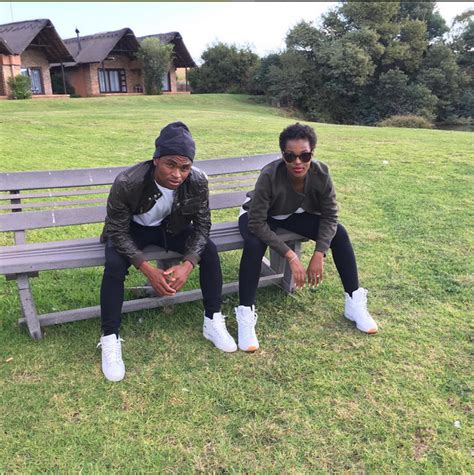 5 Cute Photos Of Siphiwe Tshabalala And His Wife - Diski 365