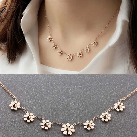 Rose Gold Daisy Pendant Necklace For Women Stainless Steel Cute Romantic Flower Necklace Women ...