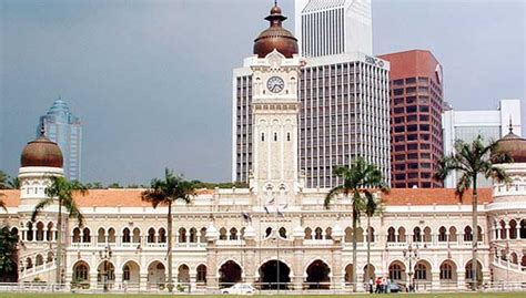 Activist: Don’t stop renovation of Sultan Abdul Samad building | FMT