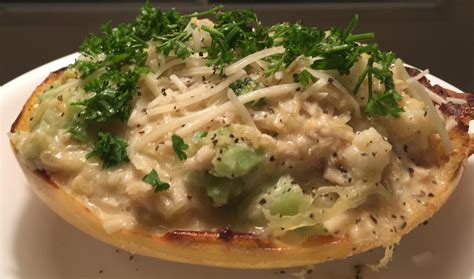 Chicken & Broccoli Alfredo Spaghetti Squash : r/ketorecipes