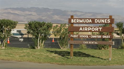 Palm Desert opts to explore joint operation of airport