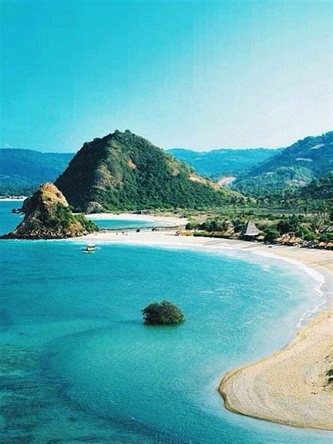 4D/3N LOMBOK PANTAI KUTA – Jatra Tour