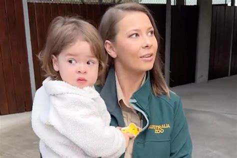 Bindi Irwin's Daughter Grace Attends "Staff Meeting" at Australia Zoo ...