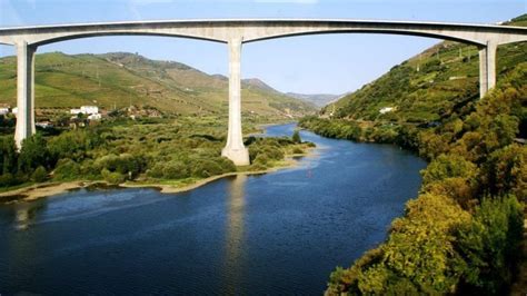 Bridge over the Douro river near Régua. Portugal | Best spot for tourism | Pinterest | Portugal ...