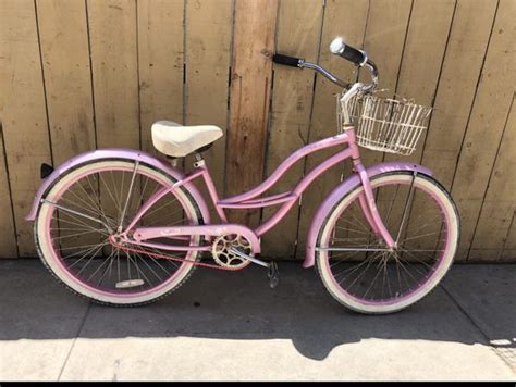 Pink beach cruiser bike with new basket and lock for Sale in San Diego ...