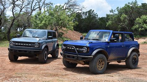 Off-Roading in the 2021 Ford Bronco - Autotrader