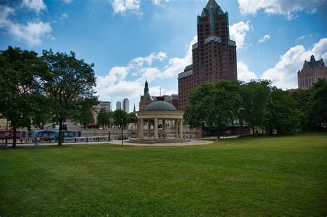 Pere Marquette Park (Milwaukee) - 2021 All You Need to Know BEFORE You Go | Tours & Tickets ...