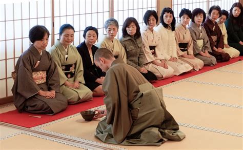 Traditional Japanese Tea Ceremony with a Belgian Tea Master in Kyoto ...