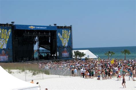 Hangout Festival 2012: Top Tweets from the beach day 1 - al.com