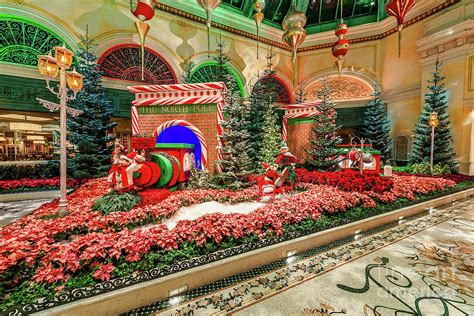 Bellagio Christmas Train Decorations Angled Panorama 2017 Photograph by ...