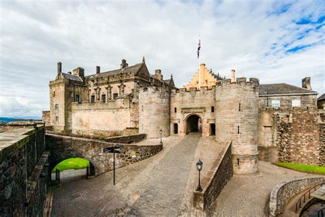 9 Beautiful Castles in Glasgow | Celebrity Cruises