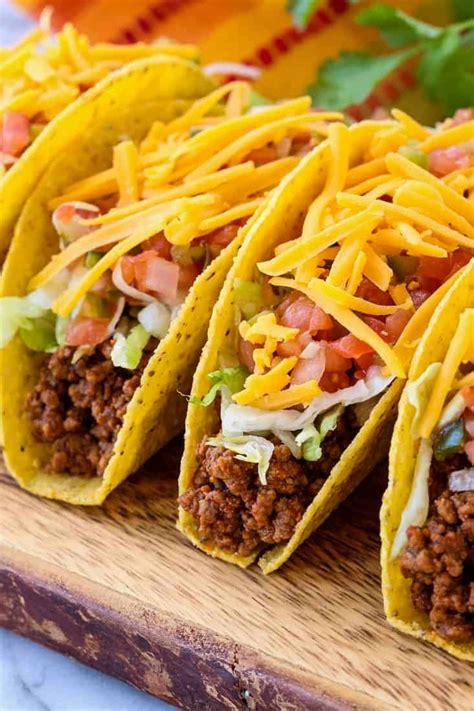 This Homemade Ground Beef Taco Recipe uses only a few simple ...