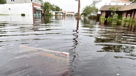 Hurricane Florence: 'Catastrophic' flooding, mudslides deep into N.C.