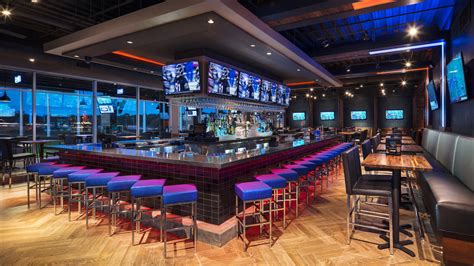 Golf, Party Venue, Sports Bar & Restaurant | Topgolf Jacksonville