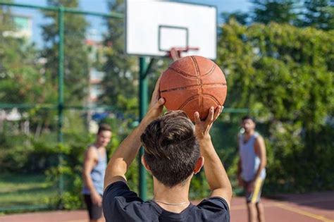 Basketball jump shot: Technique, drills & tips