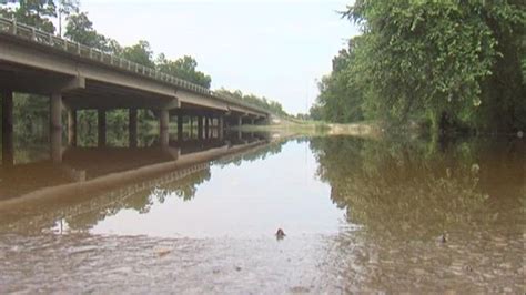 Sabine River levels among a few remaining high in Southeast Texas as levels forecast to drop ...