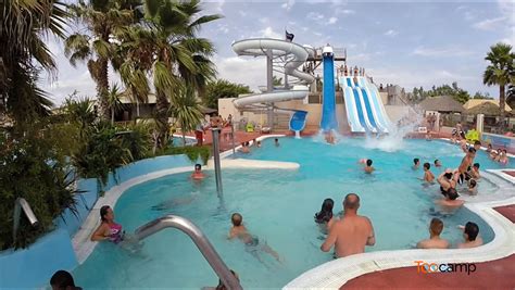 Image De Plage: Camping Avec Piscine Valras Plage