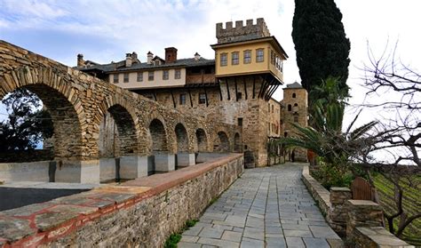 Pilgrimage Tour to the Holy Mountain of Mount Athos (1 day)