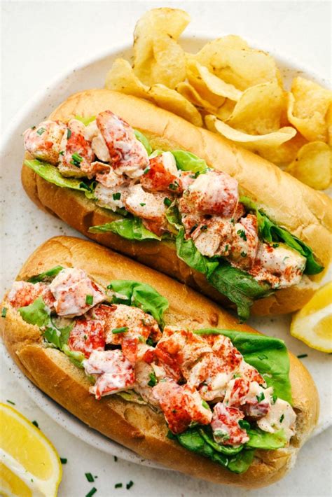 Easy Lobster Roll | The Recipe Critic