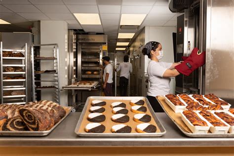 Breads Bakery Brings Its Babka to the Upper East Side - The New York Times