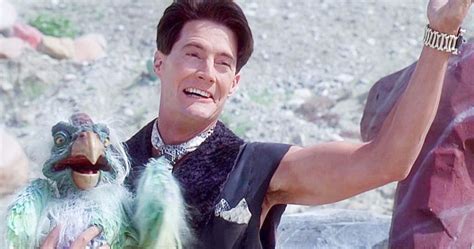 Kyle MacLachlan Recreates The Flintstones Movie Photo to Celebrate 26th Anniversary