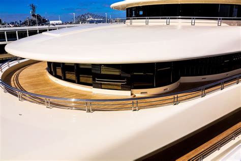 Inside the $1 Billion Superyacht Owned by Roman Abramovich