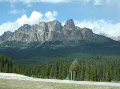 Castle Mountain , alberta, Canada - Top Attractions, Things to Do & Activities in Castle Mountain