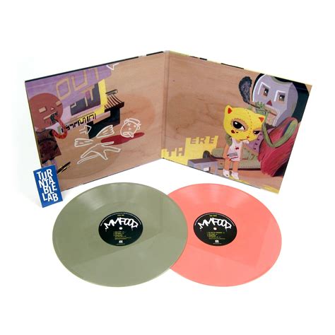 MF Doom: MM..Food (Colored Vinyl) Vinyl 2LP - LIMIT 1 PER CUSTOMER – TurntableLab.com