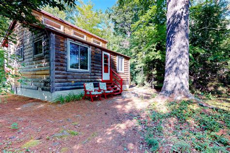 Getaway Cabin in Ellsworth, Maine