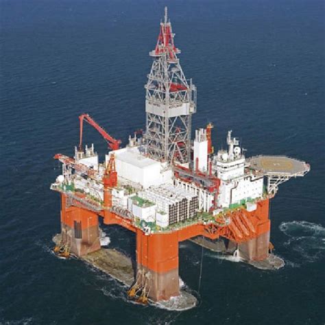 2 Onshore rotary drilling rig (Taken from Weebly) | Download Scientific ...