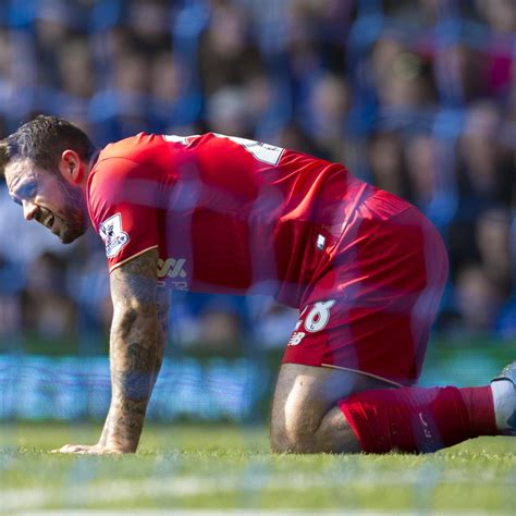 Danny Ings Injury: Updates on Liverpool Striker's Knee and Return ...