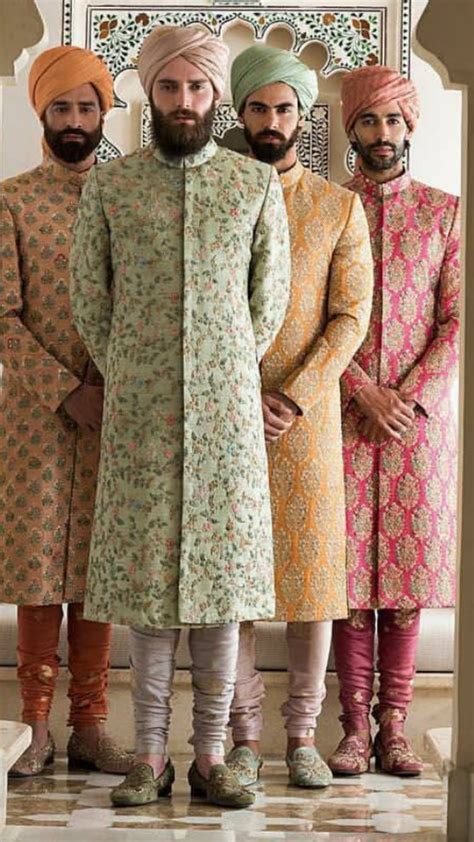 Pin by Gordhan Tanwani on Pakistani Grooms | Groom dress men, Wedding ...