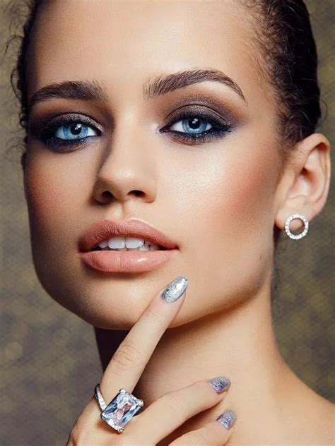 Christmas party make-up ideas 2016: Try our easy beauty looks - MyJoyOnline.com